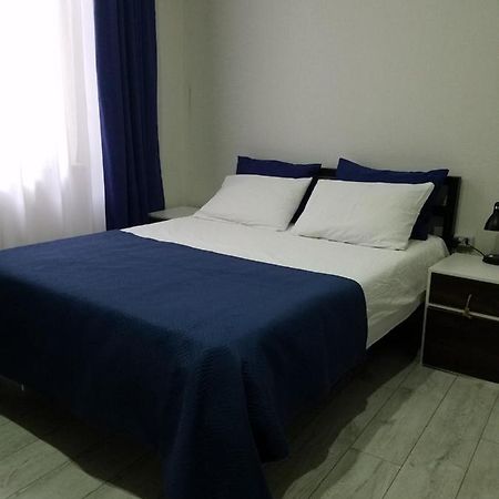 Nino'S Apartment In The Center Of تبليسي المظهر الخارجي الصورة